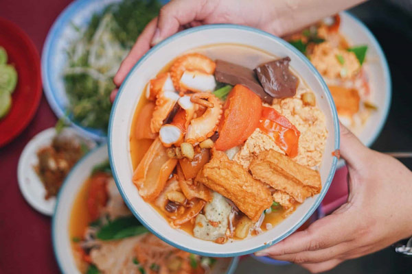 Bún riêu bạch tuộc