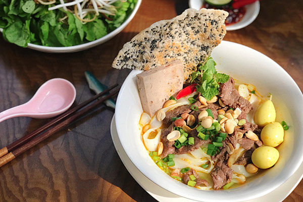 mì Quảng bò