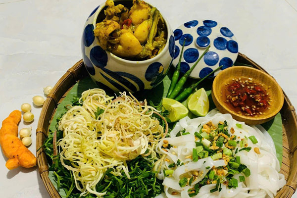 Mì Quảng ếch đồng Đà Nẵng