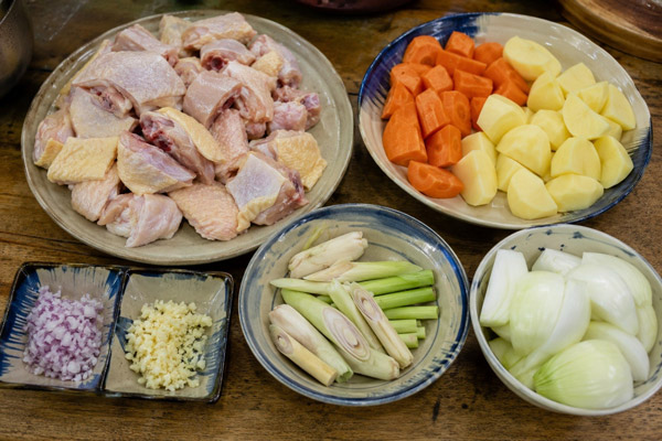 Công đoạn sơ chế các nguyên liệu