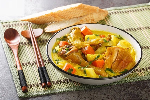 Món Cà Ri Gà Có Gì Đặc Biệt?