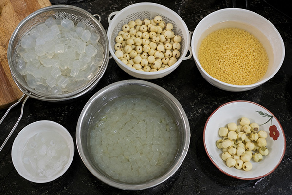 nguyên liệu nấu chè đậu xanh nha đam hạt sen
